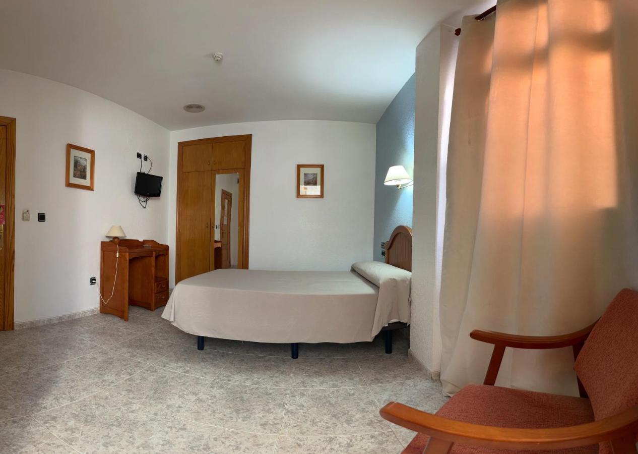 Hospedium Hotel Twist Torredonjimeno Екстер'єр фото