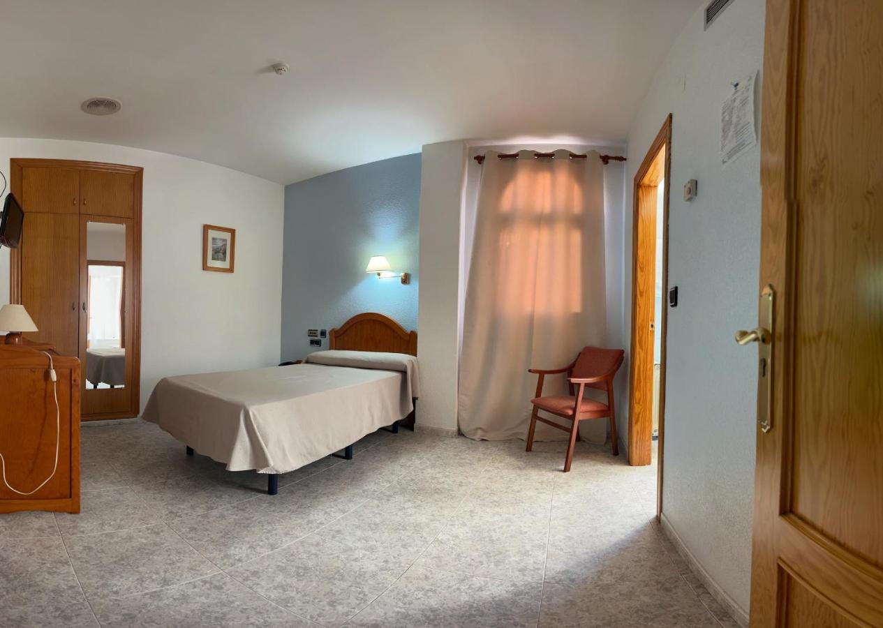 Hospedium Hotel Twist Torredonjimeno Екстер'єр фото