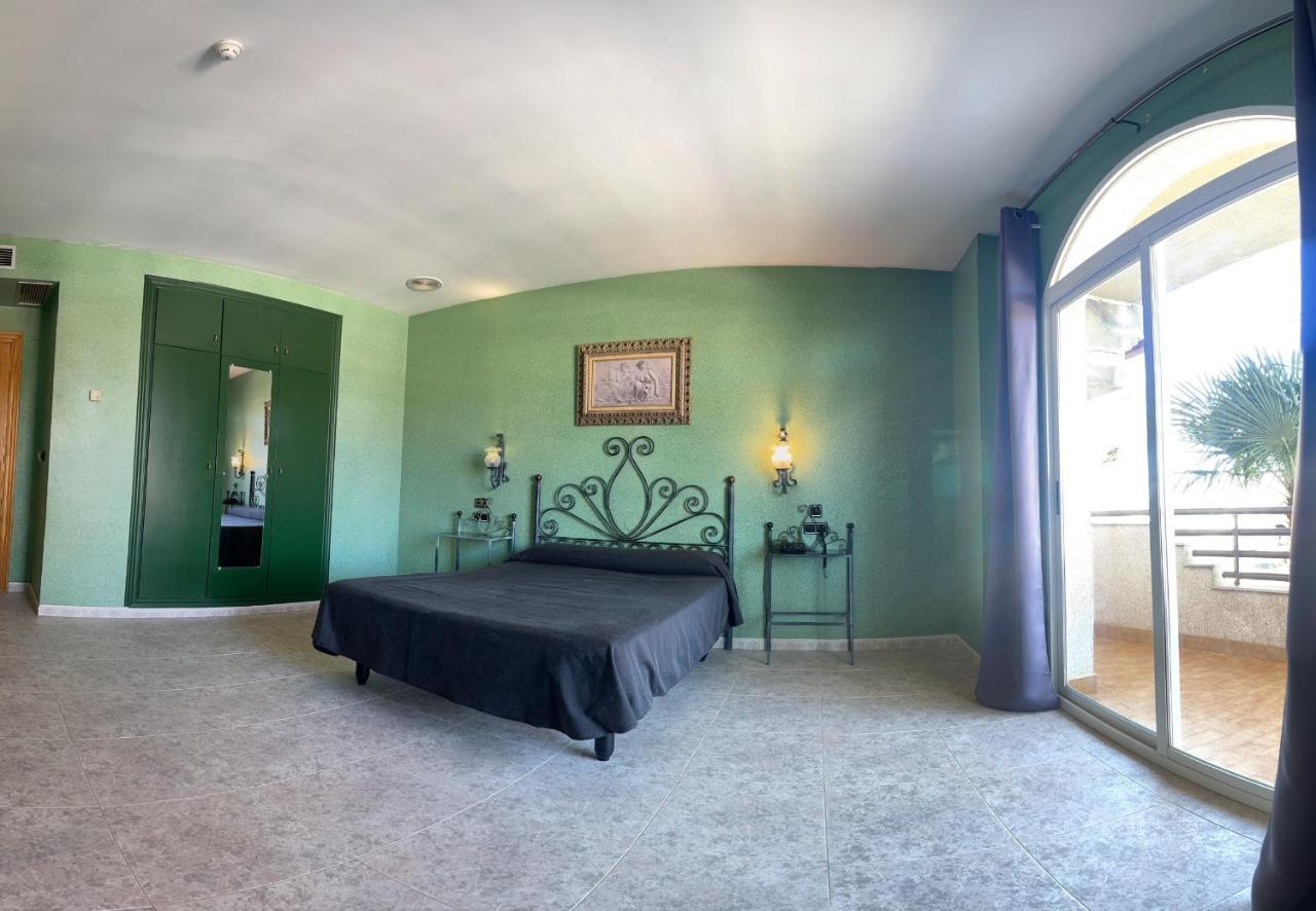 Hospedium Hotel Twist Torredonjimeno Екстер'єр фото