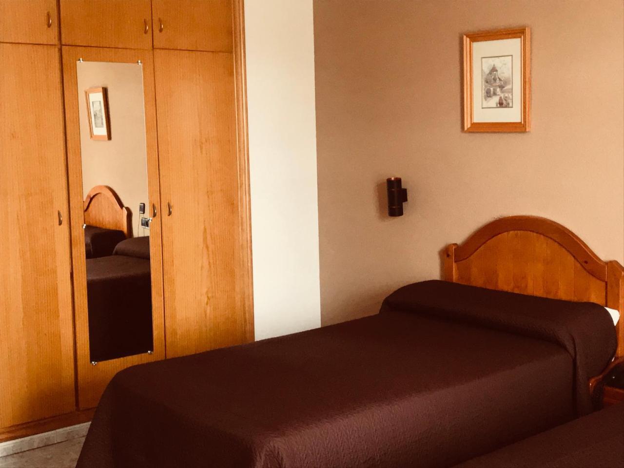 Hospedium Hotel Twist Torredonjimeno Екстер'єр фото