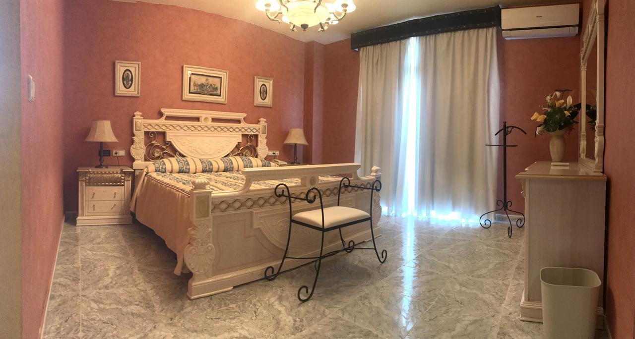 Hospedium Hotel Twist Torredonjimeno Екстер'єр фото